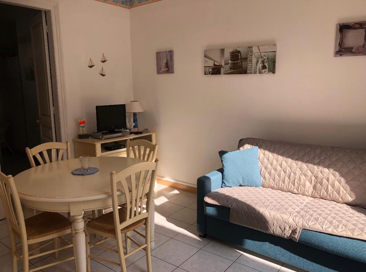 מרס-לה-באן Appartement Avec Cour A 50M De La Plage מראה חיצוני תמונה