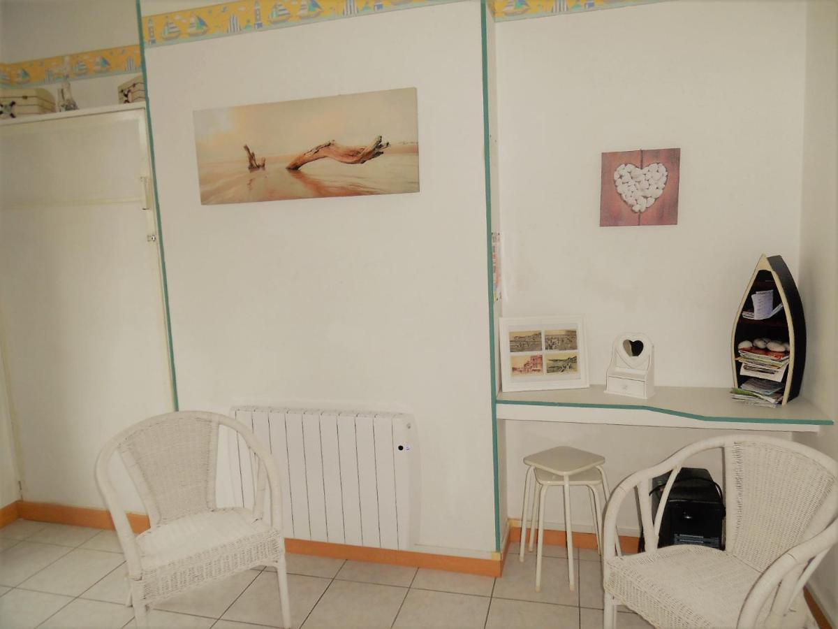 מרס-לה-באן Appartement Avec Cour A 50M De La Plage מראה חיצוני תמונה